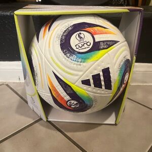 NEW Adidas UEFA Women’s Euro 2025 Official Pro Soccer Ball JH1261 Size 5